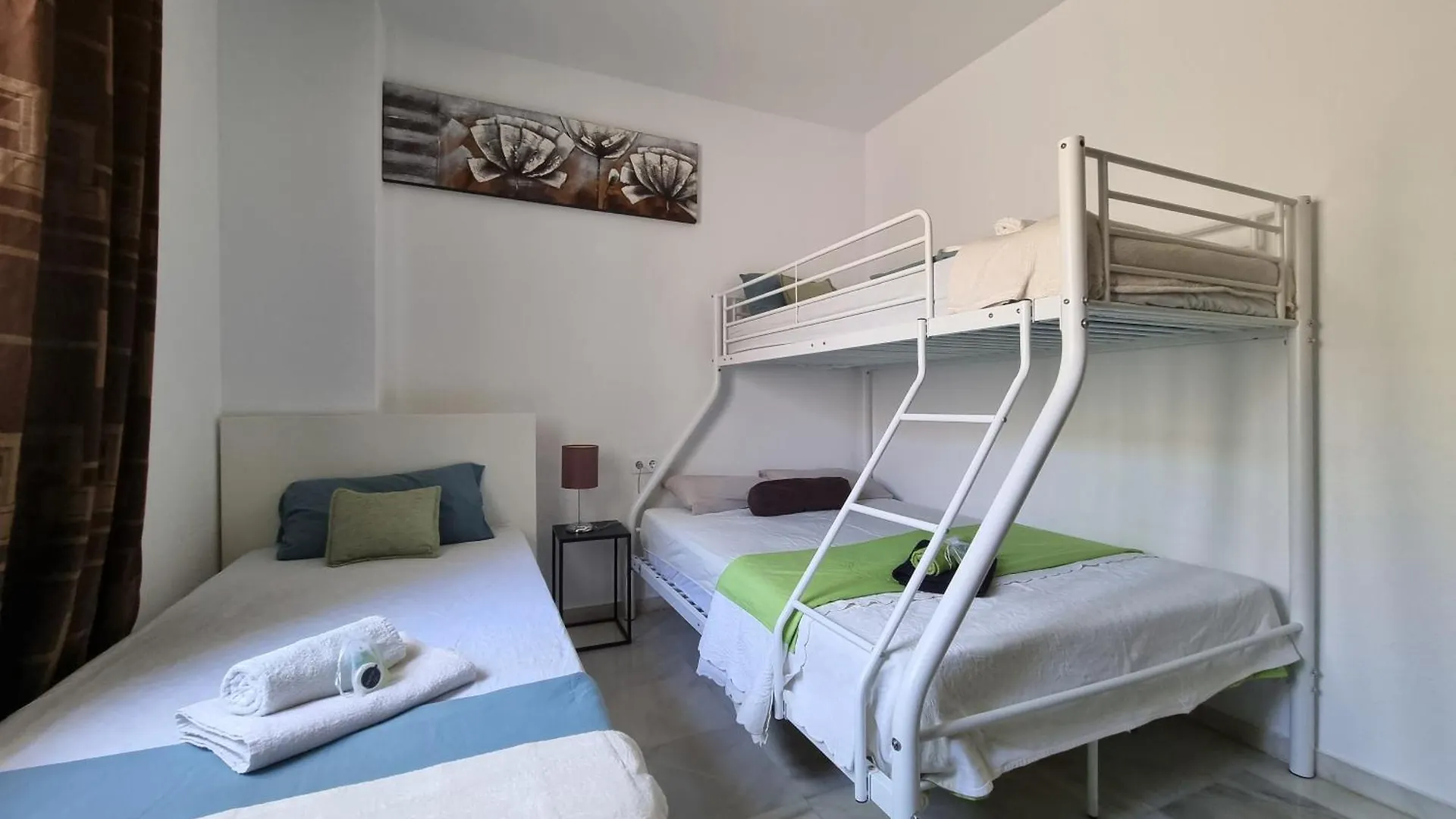 Pueblo Camelot El Castillo Manilva 0*,